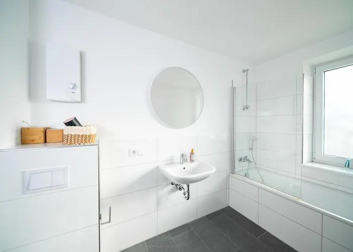 Favorite - And - 10 Min Zur Messe