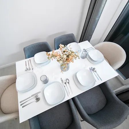 Favorite - And - 10 Min Zur Messe