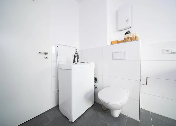 Favorite - And - 10 Min Zur Messe